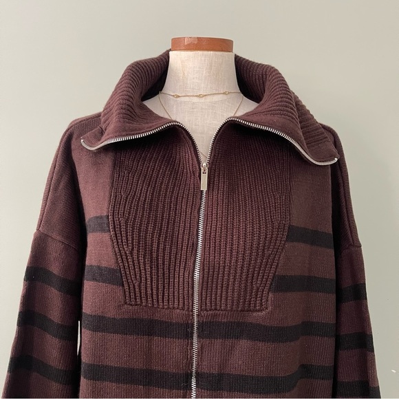 WeWoreWhat Maroon oversized zip cardigan heavy knit Large - Picture 2 of 5